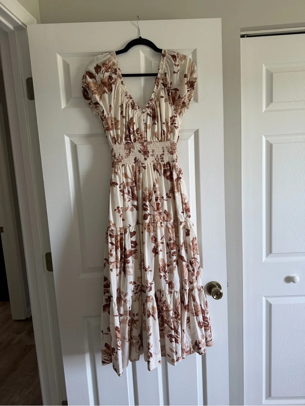 Abercrombie & Fitch Ivory Midi Dress with Brown Floral Print